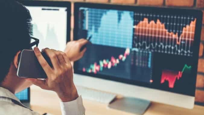 vendiendo en el mercado de divisas